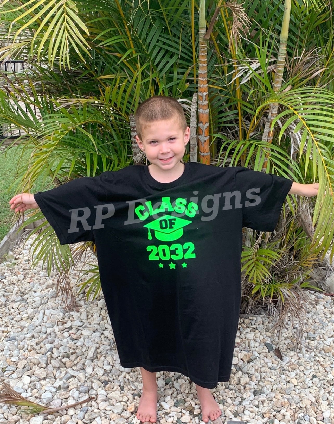 Watch me grow Graduation shirts
