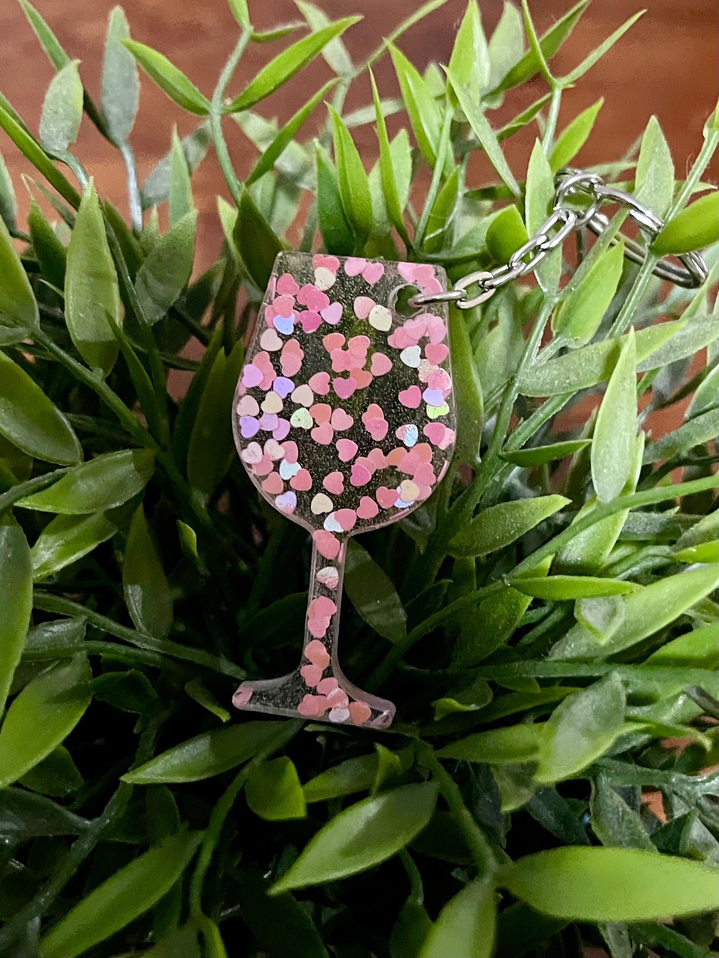 Wine Glass Keyring PINK HEARTS